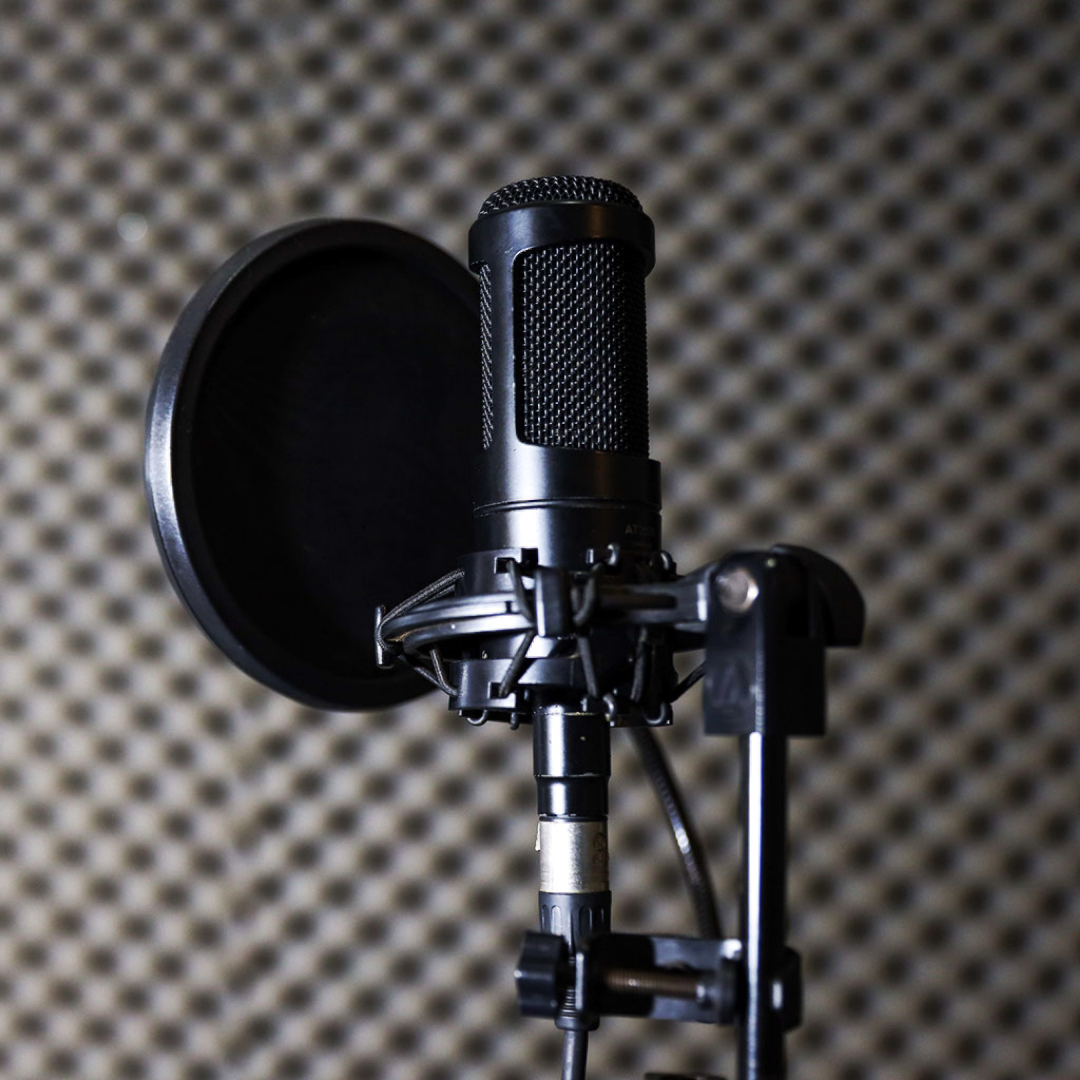 Improve The Sound Of Your Dynamic Microphone For Voice-Overs 